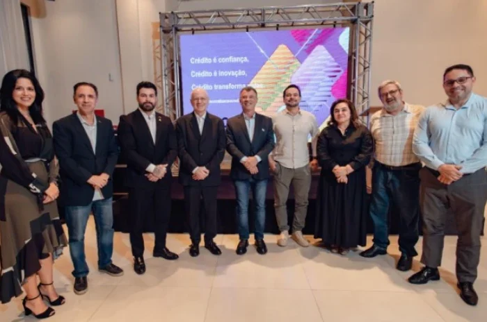 Encontro da Frente Parlamentar para a Democratização do Crédito, realizado em Manaus